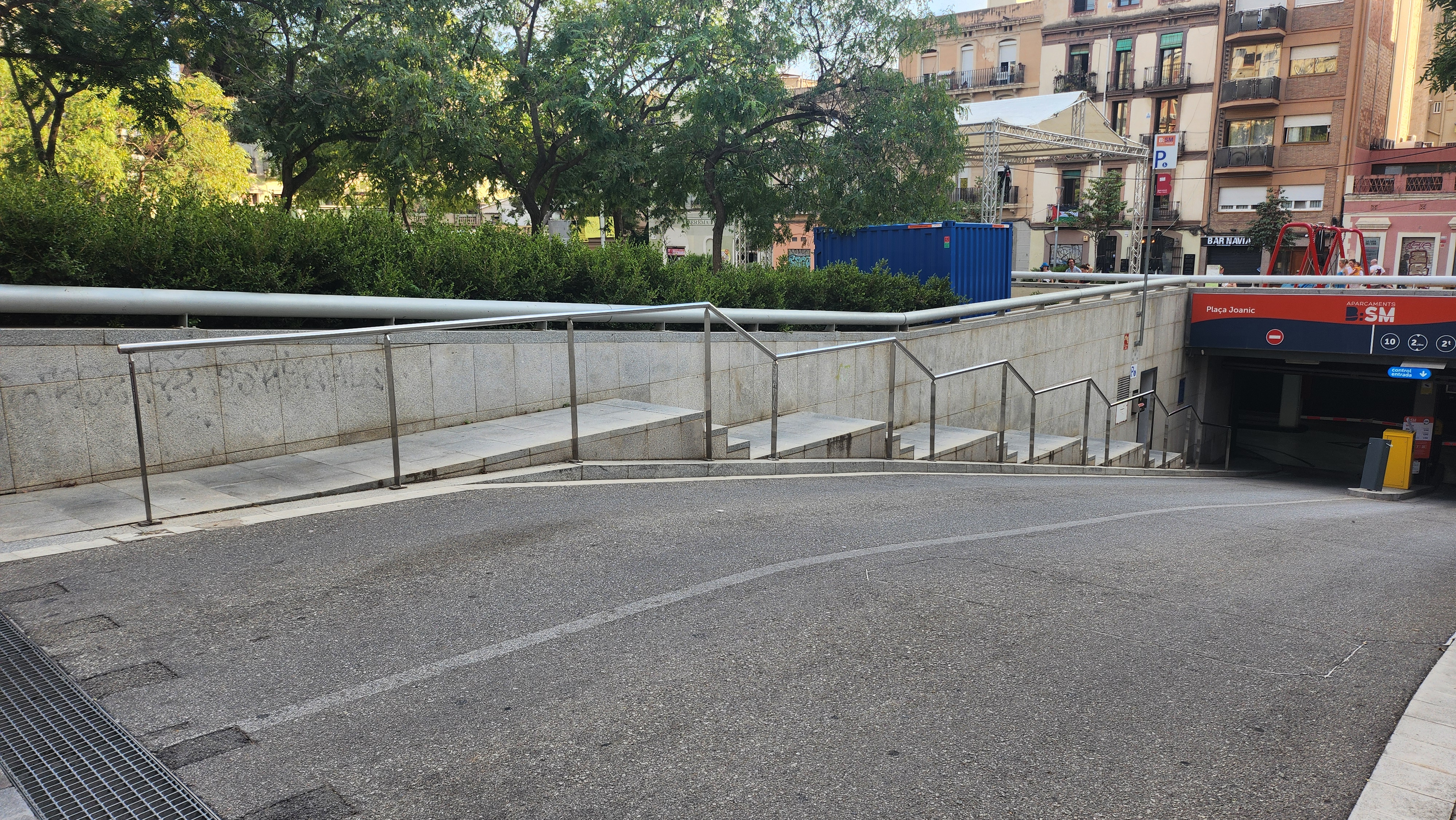 Plaça d'En Joanic Spot — photo 1