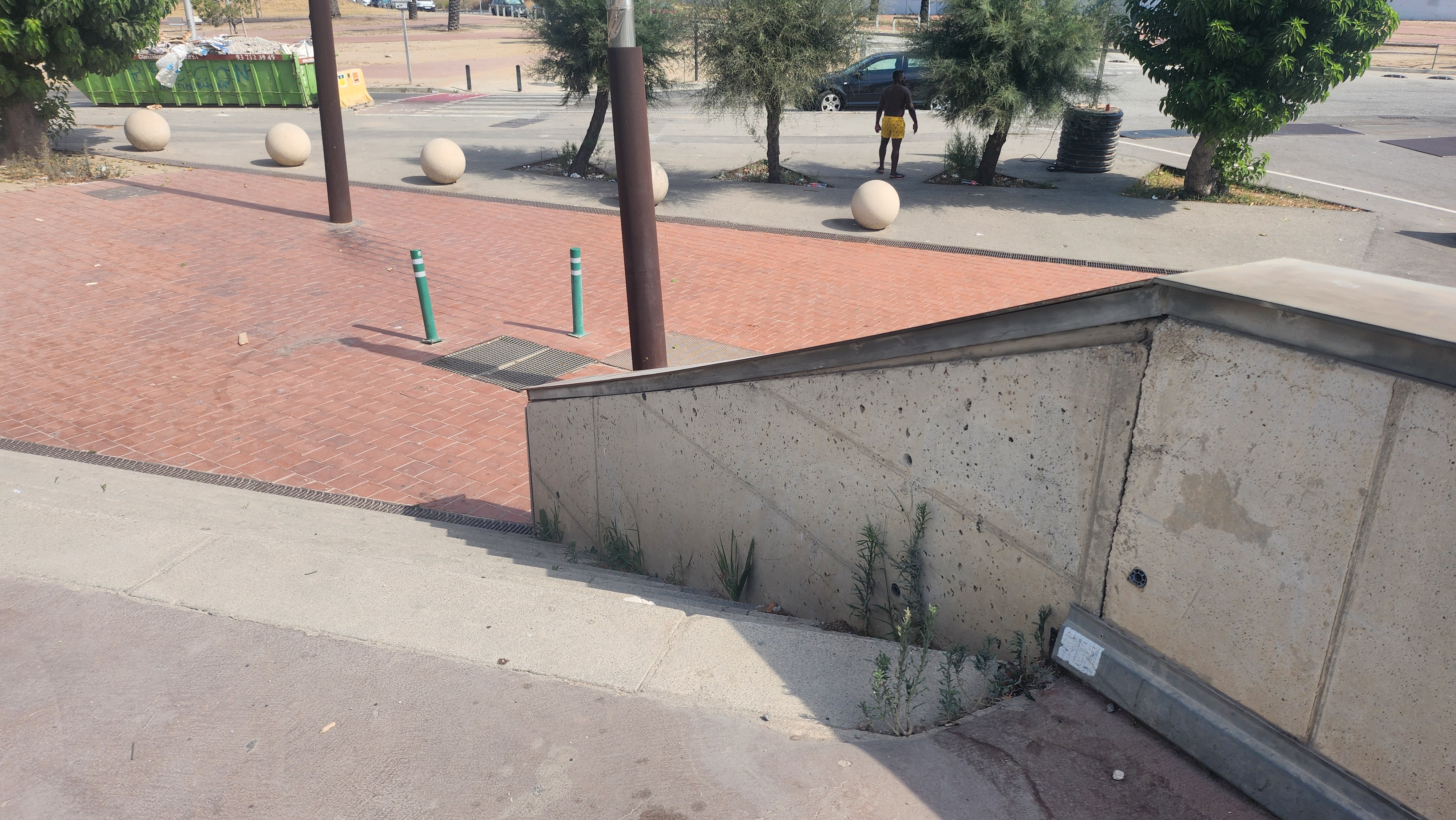 High ledge — photo 1