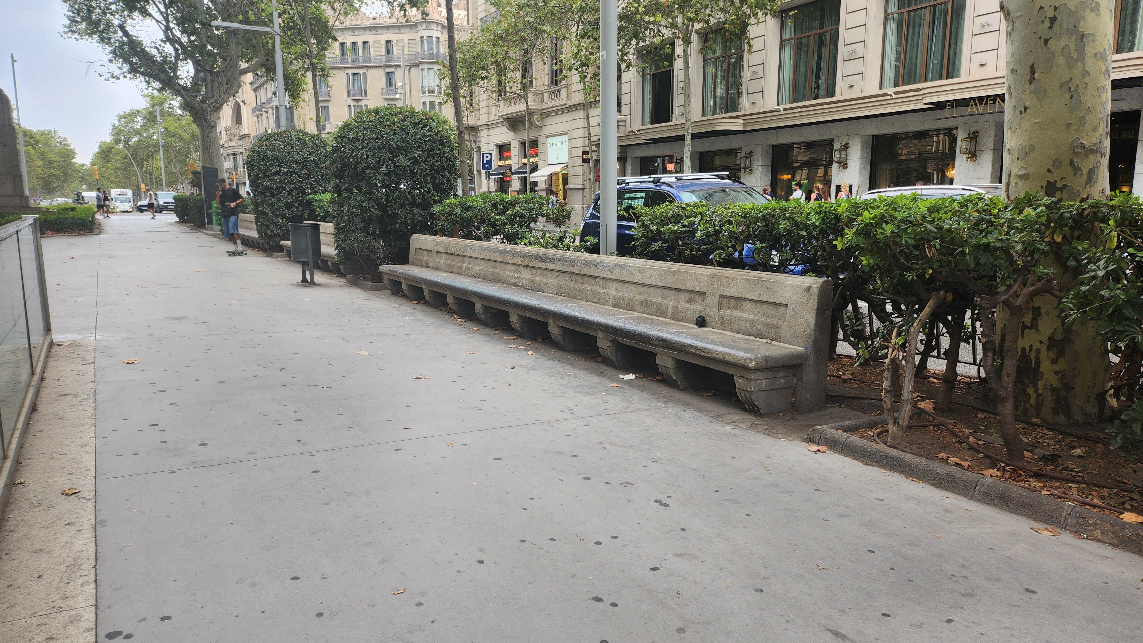Long bench — photo 1