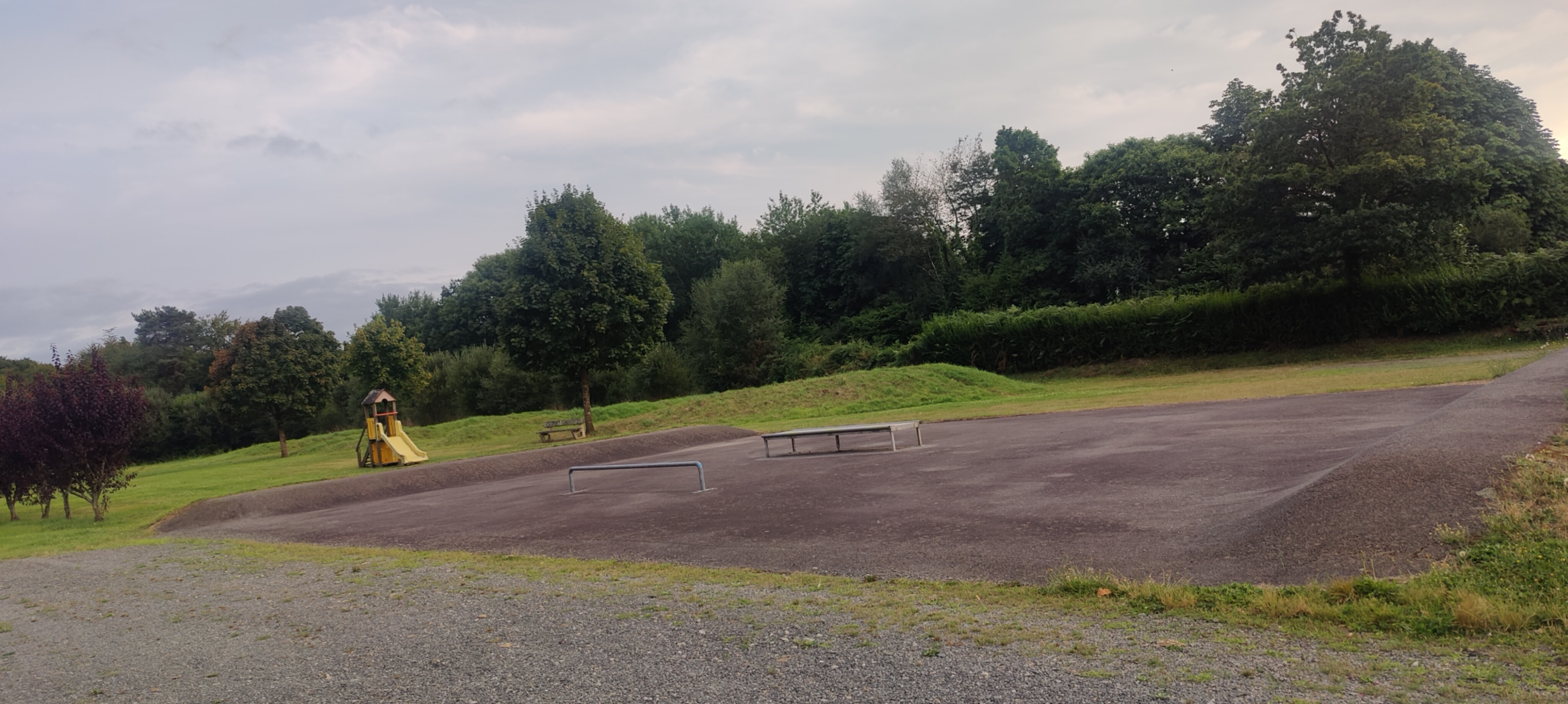 L'Hermitage-Lorge skatepark — photo 1