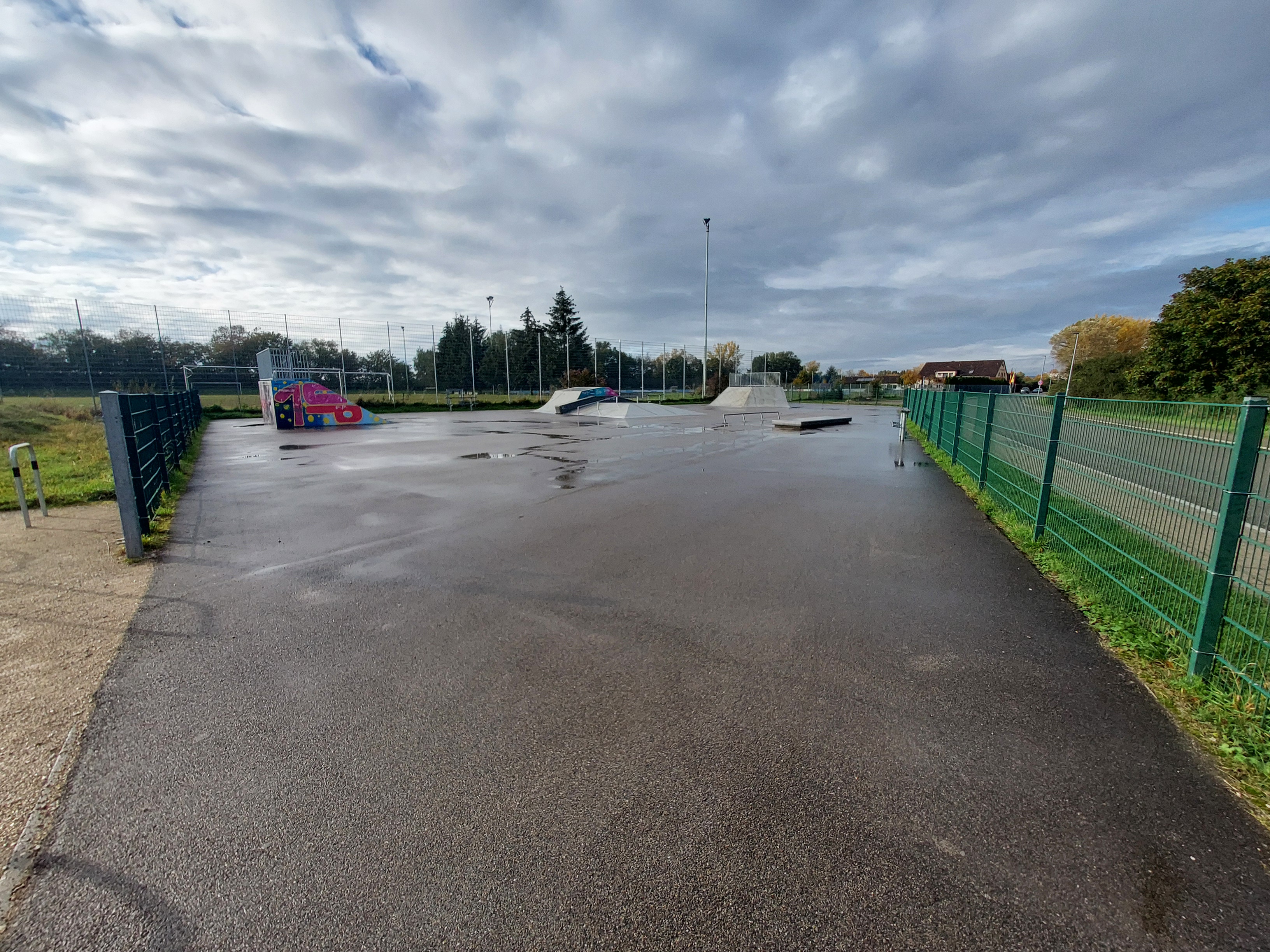 Gunzenhausen skatepark — photo 1