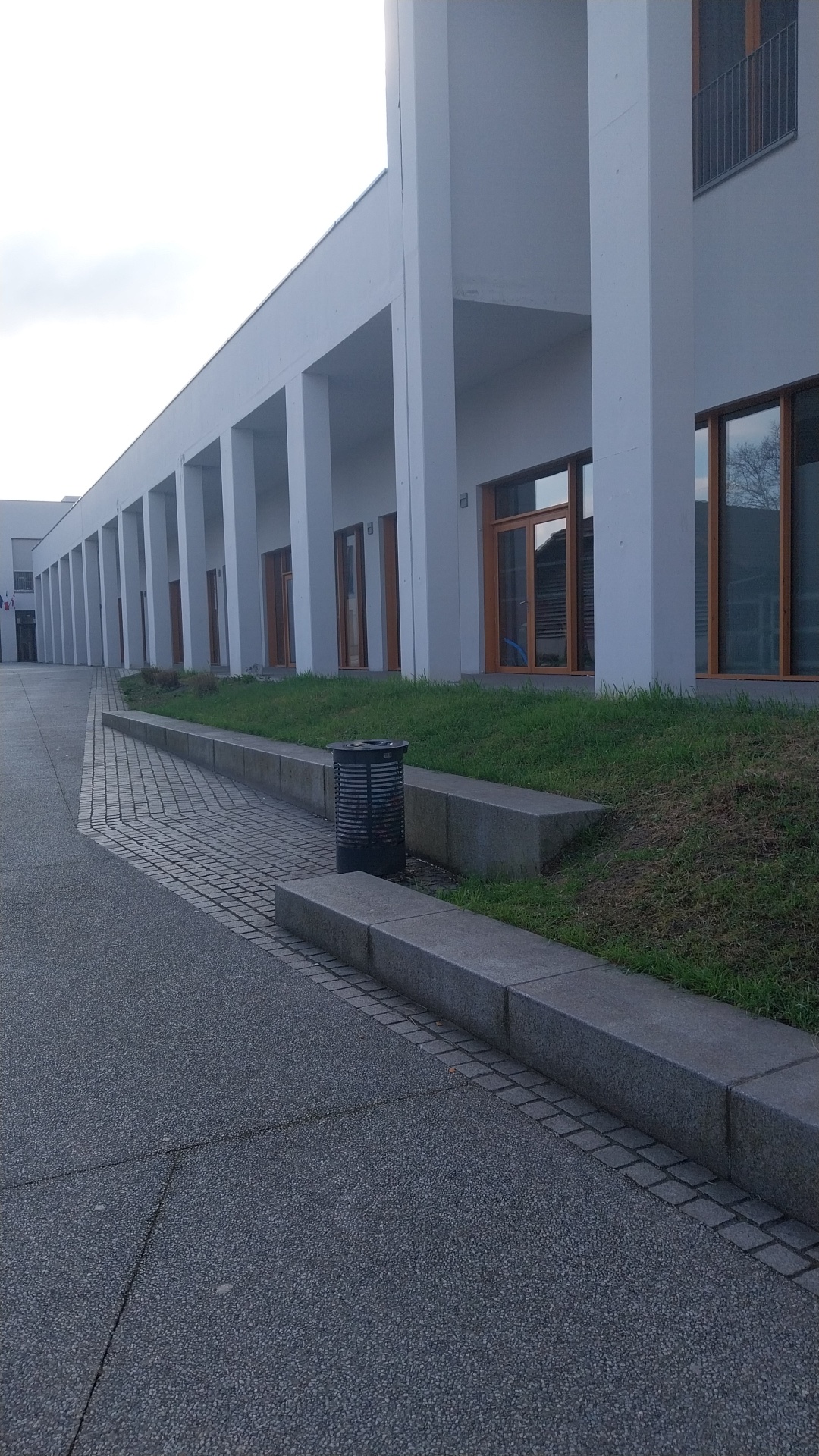 Spot école mandela — photo 1