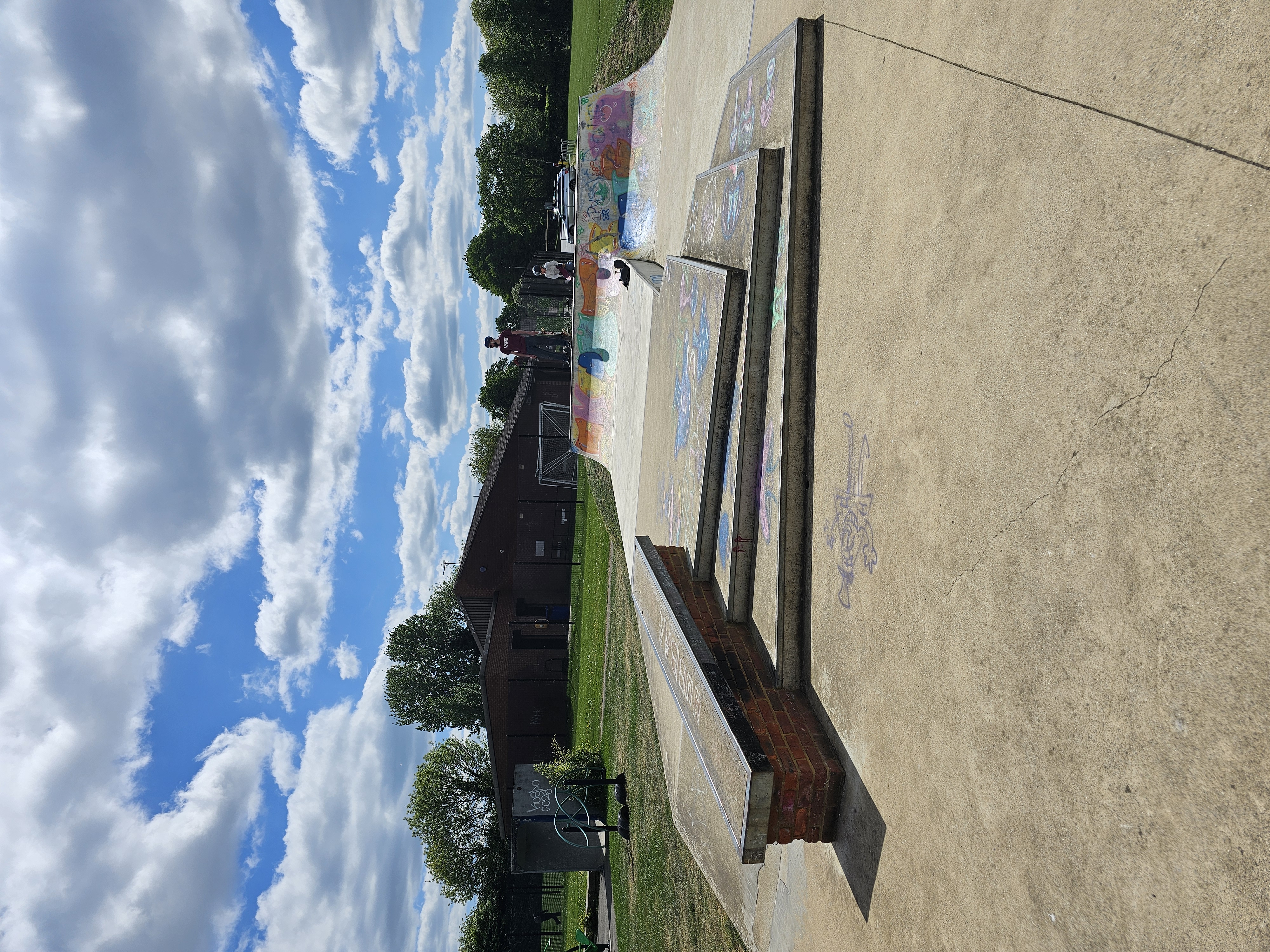 Bletchley Skatepark — photo 1