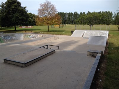 Lostock Skatepark — photo 1