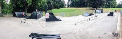 Hazel Grove Skatepark — photo 1