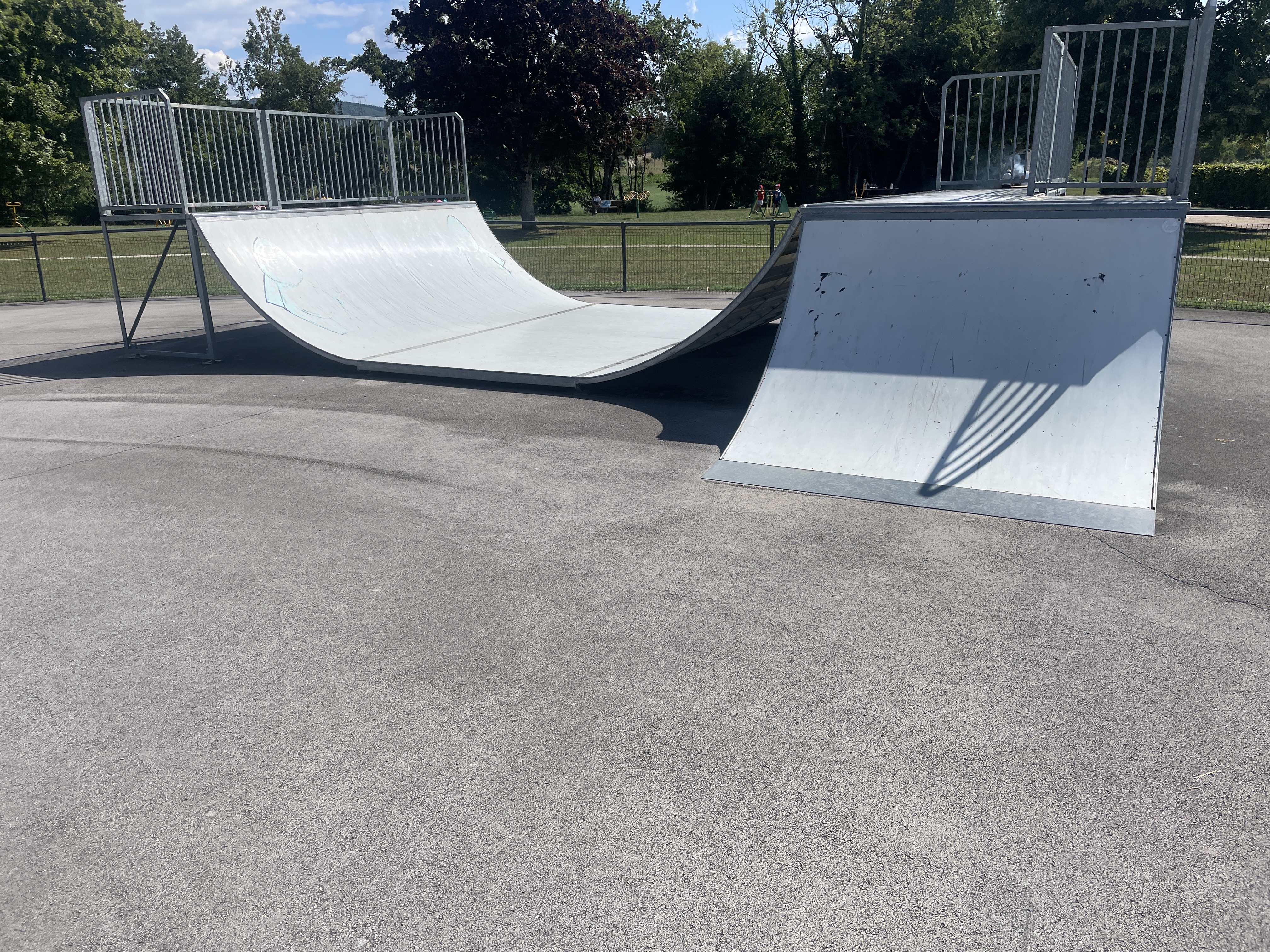 Parc de loisir en lune — photo 1
