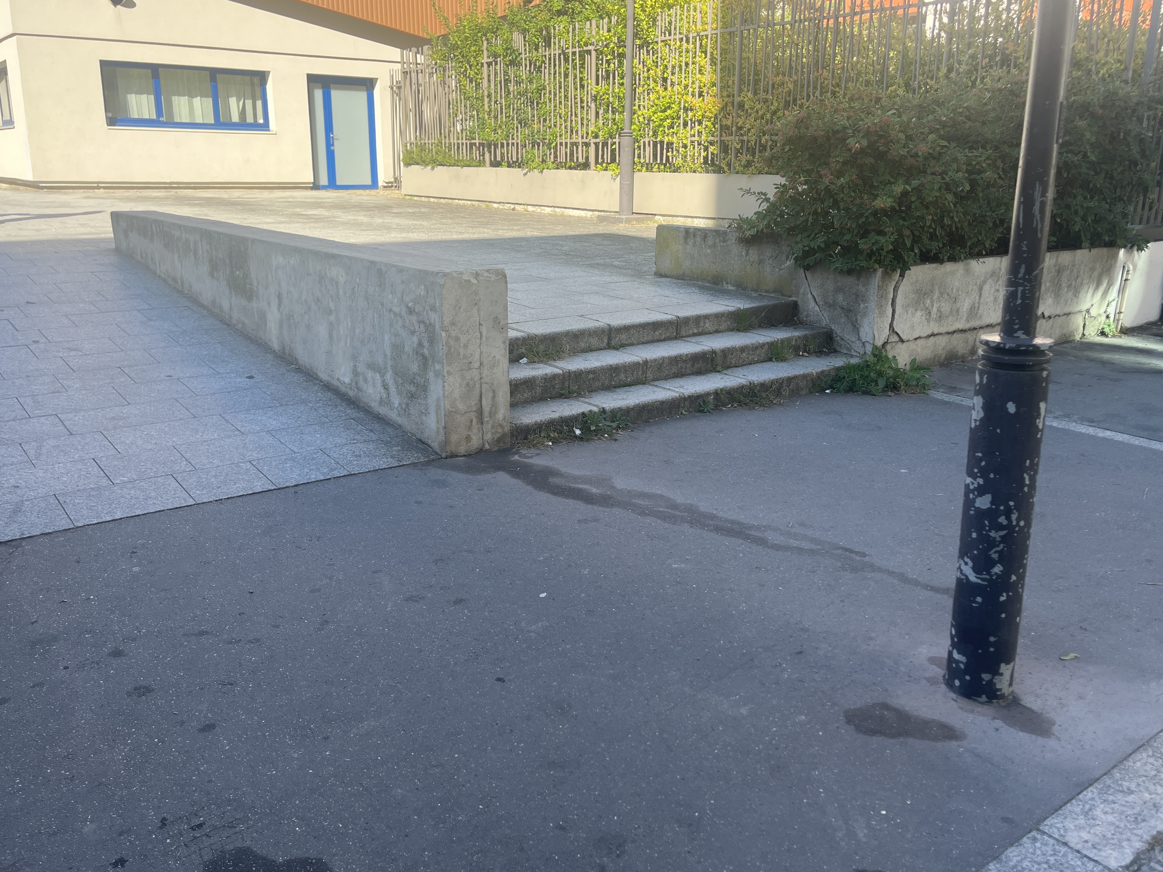 Ledge — photo 1