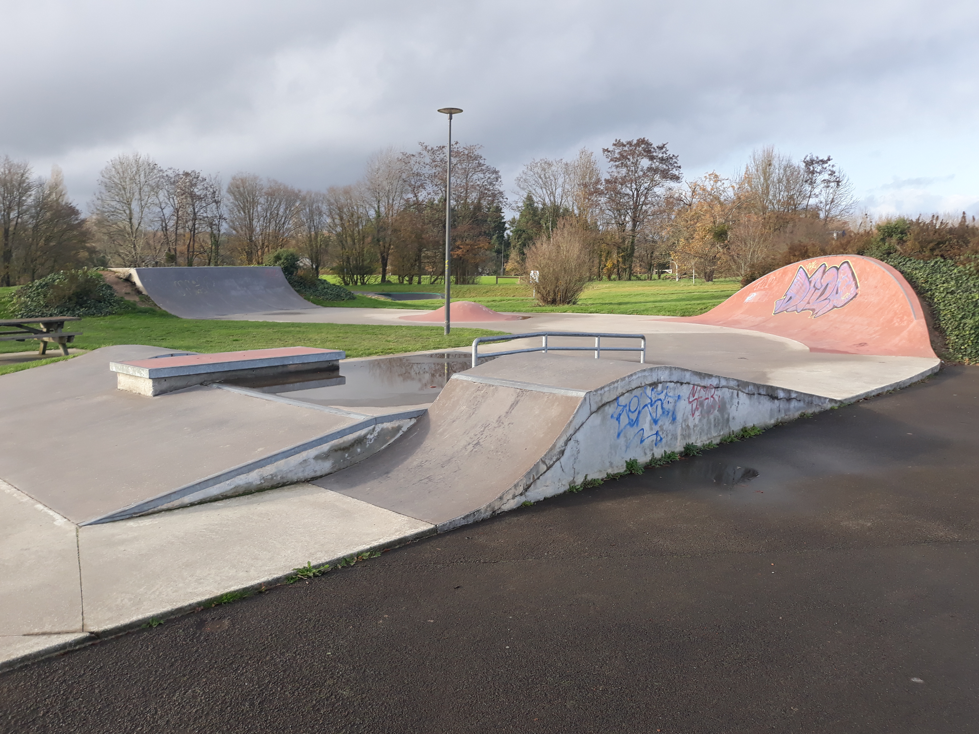 Mayenne skatepark — photo 1