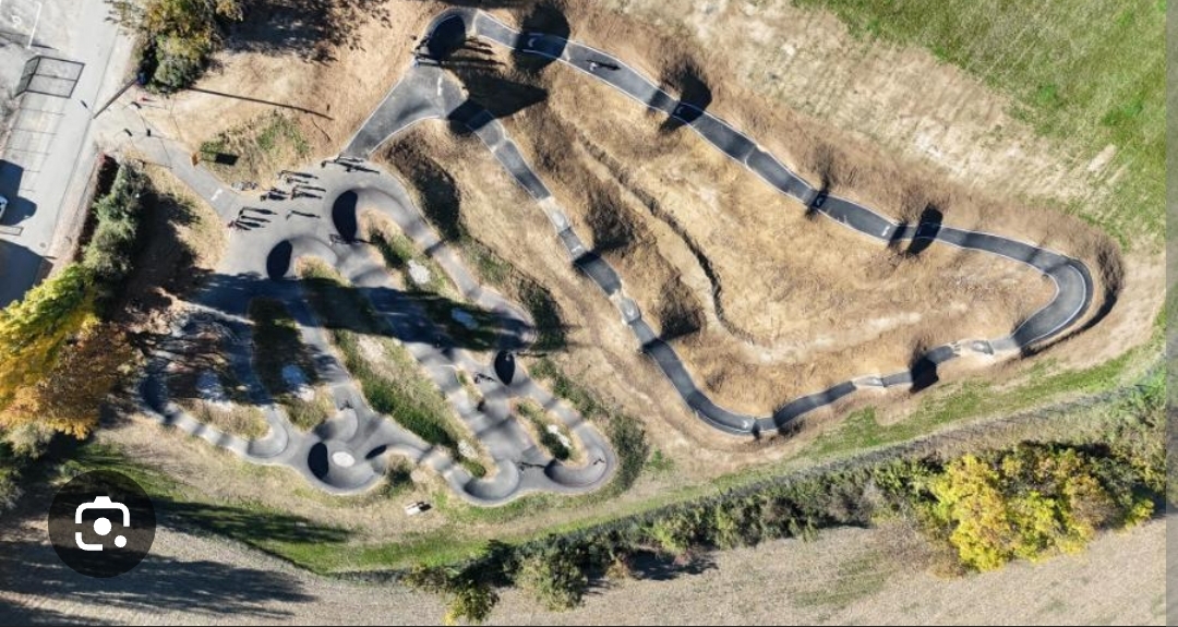 Pump track chatuzange — photo 1