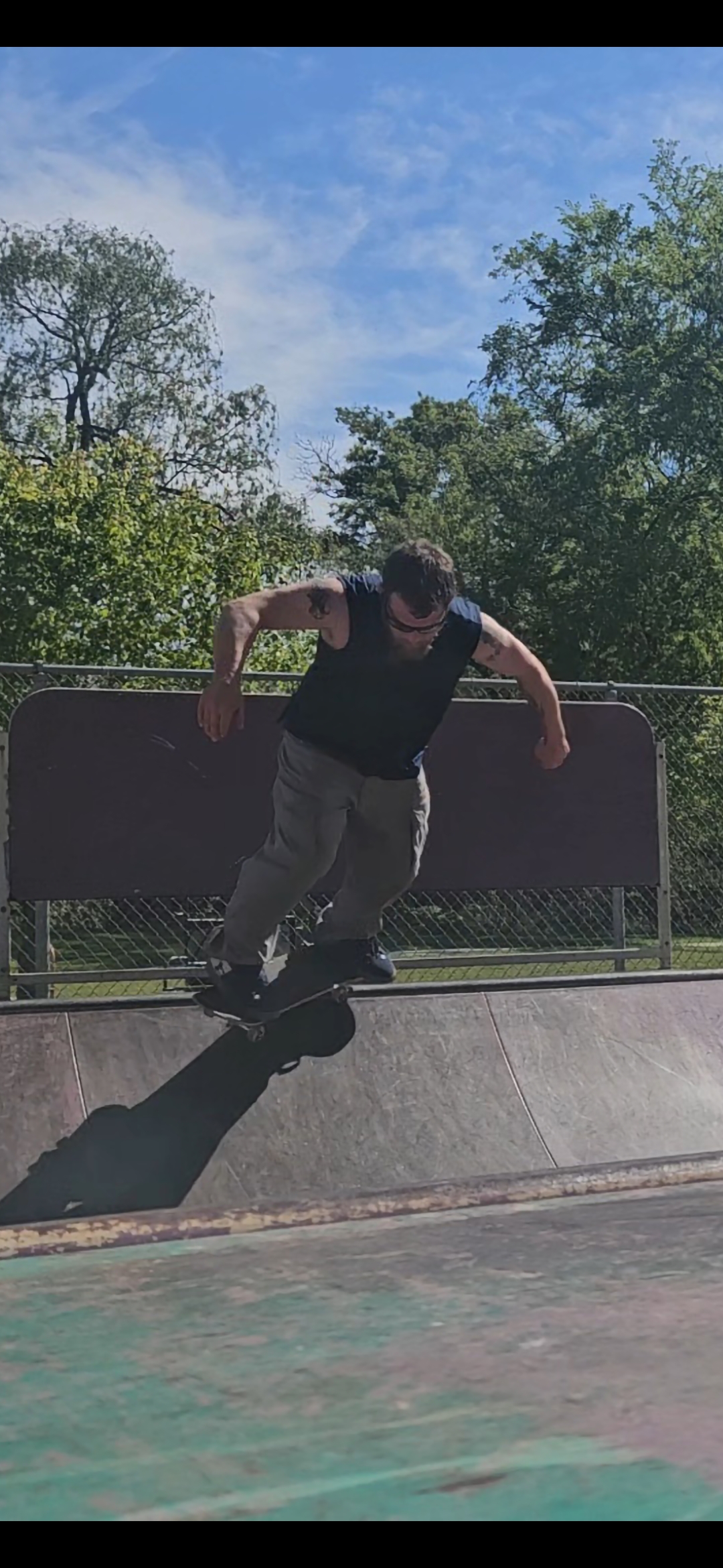 Clio skatepark — photo 1