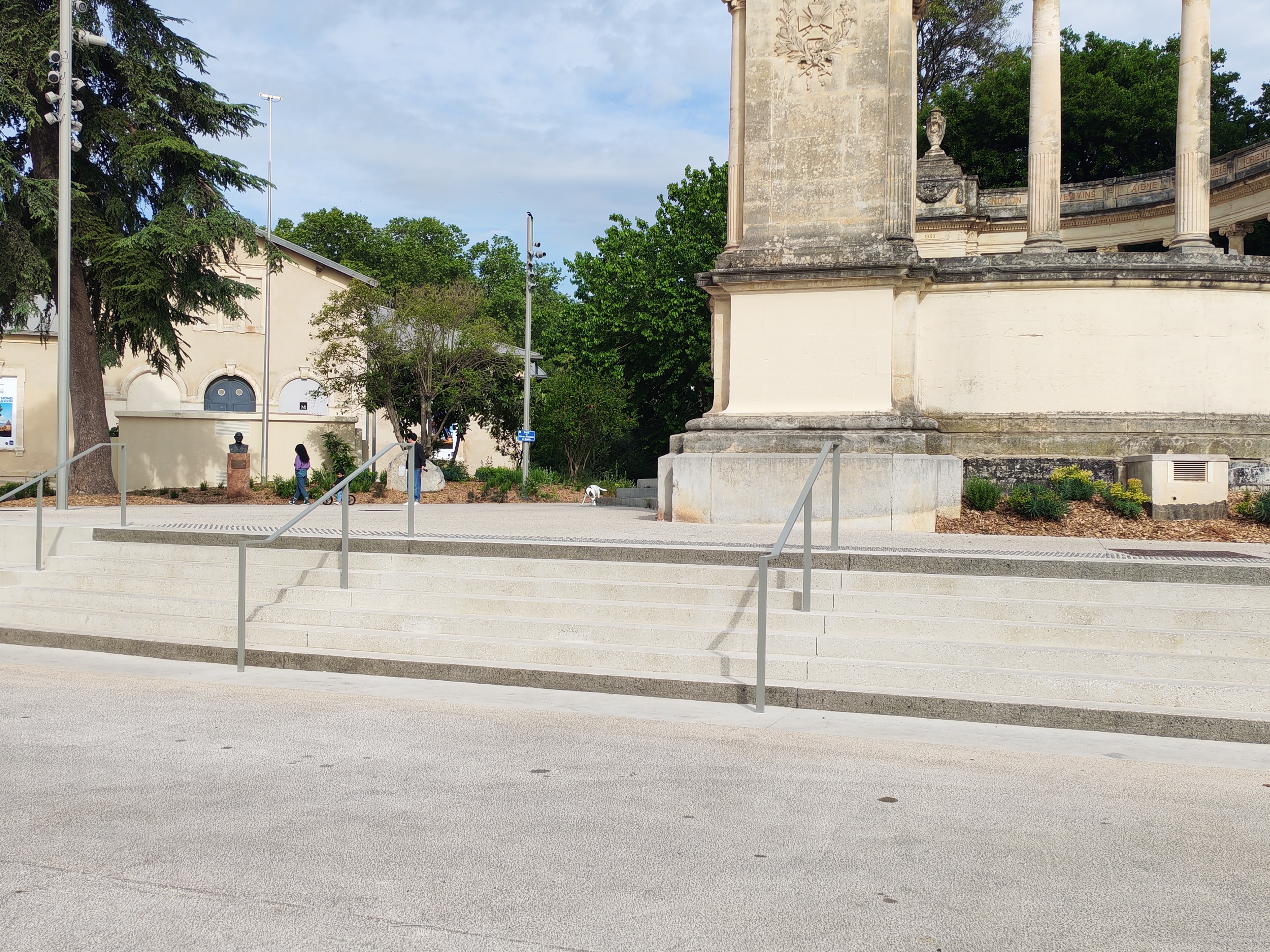 Rail Esplanade — photo 1